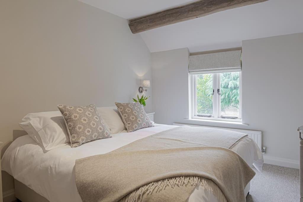 East Barn Cottage - Refurbished Barn Conversion! Weston Subedge Extérieur photo