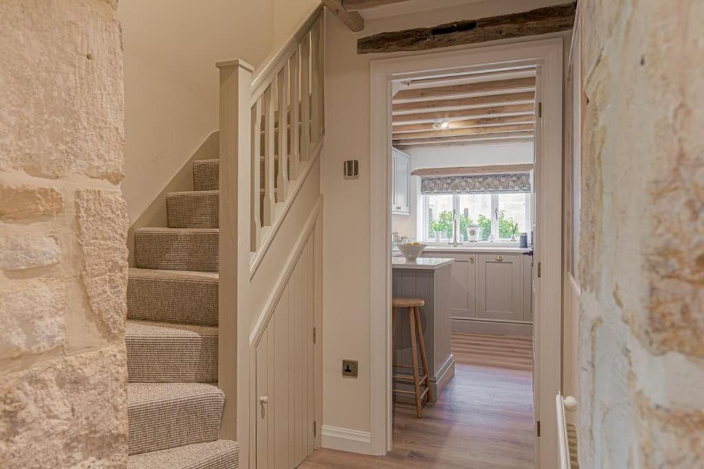 East Barn Cottage - Refurbished Barn Conversion! Weston Subedge Extérieur photo
