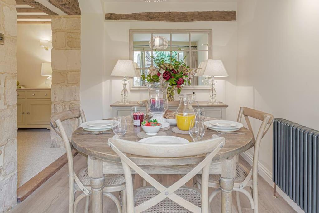 East Barn Cottage - Refurbished Barn Conversion! Weston Subedge Extérieur photo